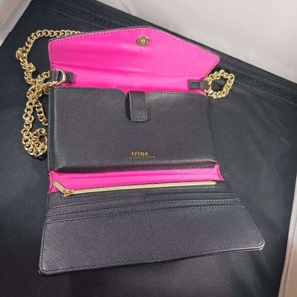 TRINA TURK Black/Watercolor Pattern Gold Chain Crossbody Purse/Wallet - Picture 3 of 10